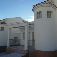 Chalet at the spa resort, by the lake, in the suburbs, at the seaside in Spain, Comunitat Valenciana, La Marina, 144 sq.m.