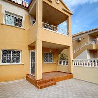 Бунгало на спа-курорте, у озера, у моря в Испании, Валенсия, Торревьеха, 65 кв.м.