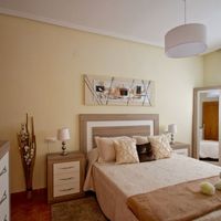 Бунгало на спа-курорте, у озера, у моря в Испании, Валенсия, Торревьеха, 65 кв.м.