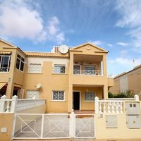 Бунгало на спа-курорте, у озера, у моря в Испании, Валенсия, Торревьеха, 65 кв.м.