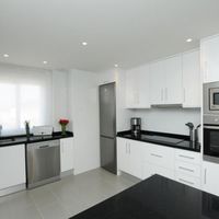 Дом на спа-курорте, у озера, у моря в Испании, Валенсия, Торревьеха, 78 кв.м.