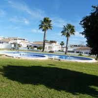 Дом на спа-курорте, у озера, в пригороде, у моря в Испании, Валенсия, Ла-Марина, 90 кв.м.