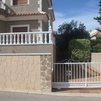 Chalet at the spa resort, by the lake, in the suburbs, at the seaside in Spain, Comunitat Valenciana, Torrevieja, 106 sq.m.