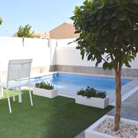 Chalet at the spa resort, by the lake, in the suburbs, at the seaside in Spain, Comunitat Valenciana, Pilar de la Horadada, 100 sq.m.