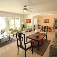 Дом в горах в Испании, Каталония, Жирона, 367 кв.м.