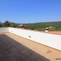 Дом в горах в Испании, Каталония, Жирона, 367 кв.м.