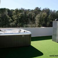 Дом в горах в Испании, Каталония, Жирона, 520 кв.м.