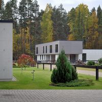 Дом в пригороде в Латвии, Рига, Бурчардумуиза, 250 кв.м.