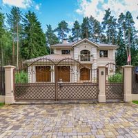 House in the forest, at the seaside in Latvia, Jurmala, Jaundubulti, 365 sq.m.