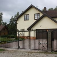House in the suburbs in Latvia, Riga, Burchardumuiza, 290 sq.m.