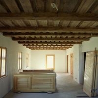 Дом у озера, в пригороде в Латвии, Кулдигский район, Кулдига, 576 кв.м.