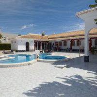 Вилла у моря в Испании, Валенсия, Торревьеха, 290 кв.м.