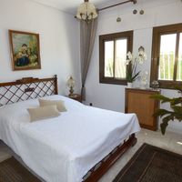 Вилла у моря в Испании, Валенсия, Торревьеха, 290 кв.м.