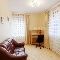 Дом у озера, в пригороде в Латвии, Рига, Бурчардумуиза, 255 кв.м.