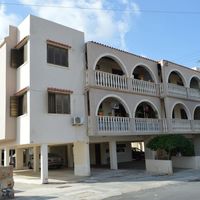 Apartment in the suburbs in Republic of Cyprus, Eparchia Pafou, 100 sq.m.