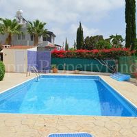 Дом в пригороде на Кипре, Пафос, 160 кв.м.