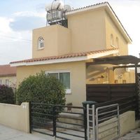 Villa in the suburbs in Republic of Cyprus, Eparchia Pafou, 100 sq.m.