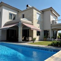 Villa in Republic of Cyprus, Lemesou, 260 sq.m.