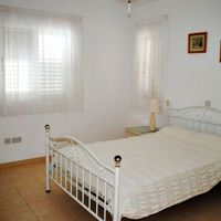 Villa in the suburbs in Republic of Cyprus, Eparchia Pafou, 204 sq.m.