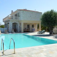 Villa in the village, at the seaside in Republic of Cyprus, Polis, 260 sq.m.