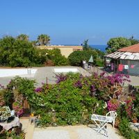 Villa in the suburbs, at the seaside in Republic of Cyprus, Eparchia Pafou, 125 sq.m.