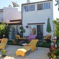 Villa in the suburbs, at the seaside in Republic of Cyprus, Eparchia Pafou, 125 sq.m.