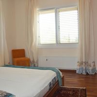 Villa at the seaside in Republic of Cyprus, Eparchia Pafou, 400 sq.m.