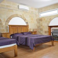 Villa at the seaside in Republic of Cyprus, Eparchia Pafou, 400 sq.m.