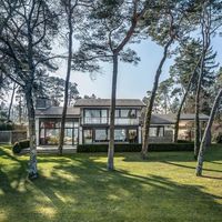 Вилла у озера во Французской Гвиане, 360 кв.м.