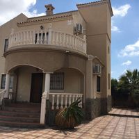 Villa in Spain, Comunitat Valenciana, Alicante, 130 sq.m.