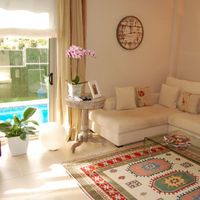 Chalet at the seaside in Spain, Catalunya, Cambrils, 190 sq.m.