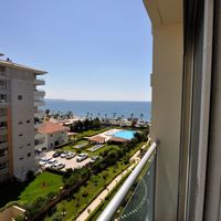 Apartment at the seaside in Turkey, Antalya, 185 sq.m.