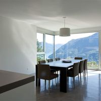 Villa by the lake, in the suburbs in Switzerland, Ticino, 250 sq.m.