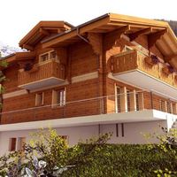 Chalet in the mountains, in the village in Switzerland, Berne, 200 sq.m.