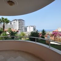 Penthouse at the seaside in Turkey, Alanya, 130 sq.m.