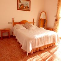 Дом у озера, у моря в Испании, Валенсия, Торревьеха, 90 кв.м.