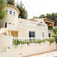 Вилла в горах, в лесу, у моря в Испании, Валенсия, Альтеа, 300 кв.м.