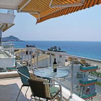 Квартира в пригороде, у моря в Турции, Аланья, 105 кв.м.