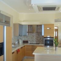 Villa in the suburbs, at the seaside in Republic of Cyprus, Eparchia Pafou, 280 sq.m.