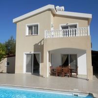 Villa in the mountains, in the suburbs, at the seaside in Republic of Cyprus, Eparchia Pafou, 150 sq.m.