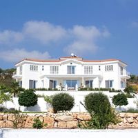 Элитная недвижимость в горах, в пригороде, у моря на Кипре, Пафос, 265 кв.м.