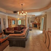 Villa in the mountains, in the suburbs, at the seaside in Republic of Cyprus, Eparchia Pafou, 450 sq.m.