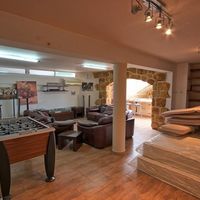 Villa in the mountains, in the suburbs, at the seaside in Republic of Cyprus, Eparchia Pafou, 450 sq.m.