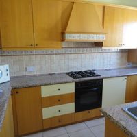 Villa in the mountains, in the suburbs, at the seaside in Republic of Cyprus, Eparchia Pafou, 400 sq.m.