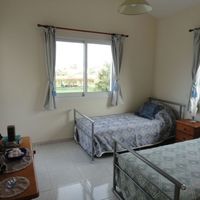 Villa in the mountains, in the suburbs, at the seaside in Republic of Cyprus, Eparchia Pafou, 135 sq.m.