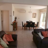 Villa in the mountains, in the suburbs, at the seaside in Republic of Cyprus, Eparchia Pafou, 147 sq.m.