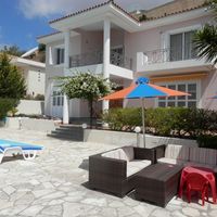 Villa in the mountains, in the suburbs, at the seaside in Republic of Cyprus, Eparchia Pafou, 175 sq.m.