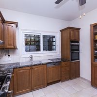 Villa in the mountains, in the suburbs in Republic of Cyprus, Eparchia Pafou, 300 sq.m.