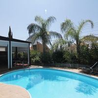 Вилла в большом городе, у моря на Кипре, Лимасол, 420 кв.м.