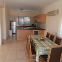 Вилла в большом городе, на спа-курорте, в пригороде, у моря на Кипре, Пафос, 140 кв.м.